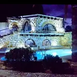 Di Maria Villa